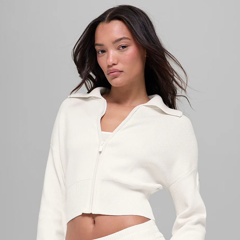 스칼라 니트 크롭 풀 집업 재킷 